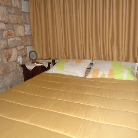 Menina Farm Kalamata Countryside Gospodarstwo wiejskie