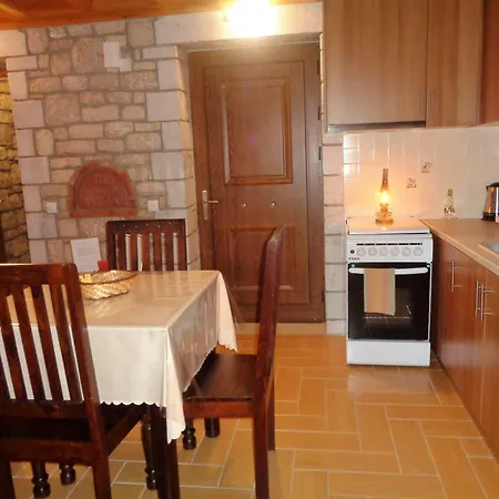 Gospodarstwo wiejskie Menina Farm Kalamata Countryside