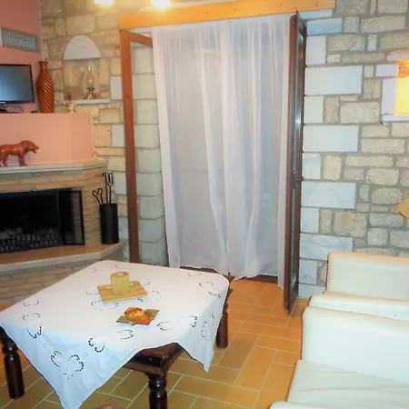 Menina Farm Kalamata Countryside Gospodarstwo wiejskie Perivolákia