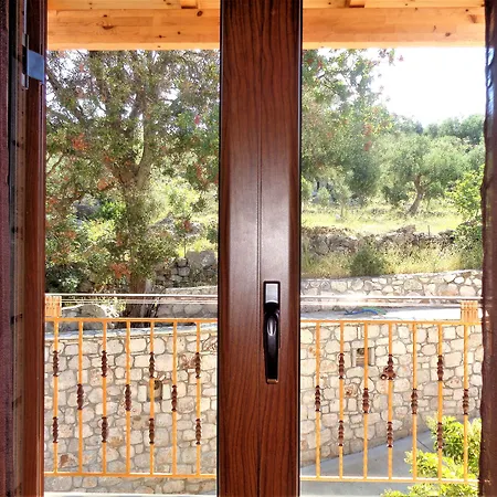 Gospodarstwo wiejskie Menina Farm Kalamata Countryside Perivolákia