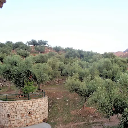 Gospodarstwo wiejskie Menina Farm Kalamata Countryside *