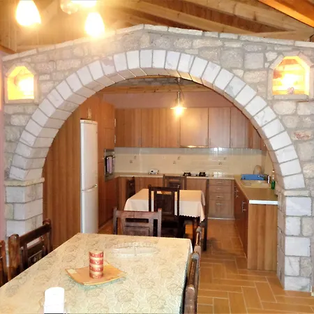 Menina Farm Kalamata Countryside Lantställe