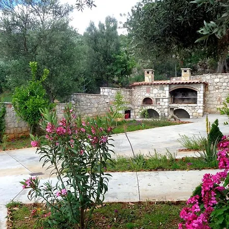 Country house Menina Farm *