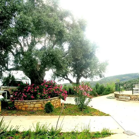 Menina Farm Country house *