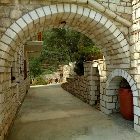 Menina Farm Kalamata Countryside Εξοχικό σπίτι