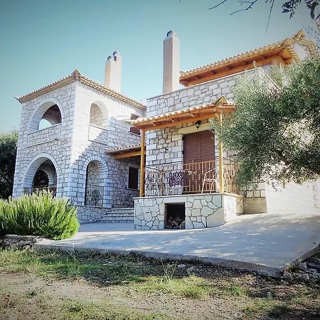 Menina Farm Kalamata Countryside 컨트리하우스 Perivolákia