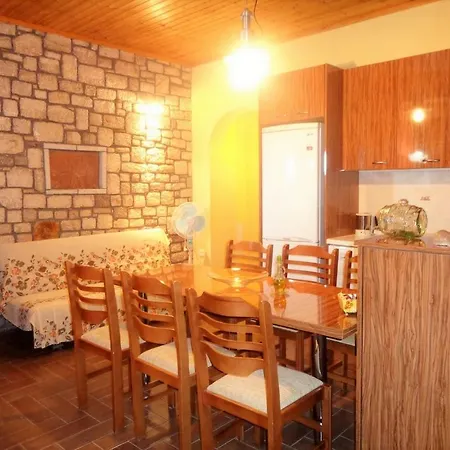 Menina Farm Kalamata Countryside *