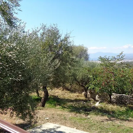 Menina Farm Country house Perivolakia