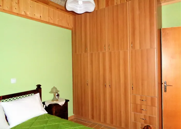 Menina Farm Kalamata Countryside Perivolákia