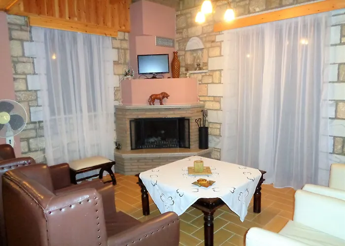 Menina Farm Kalamata Countryside *