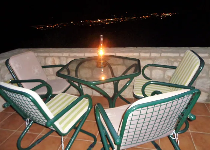 Menina Farm Kalamata Countryside Perivolákia