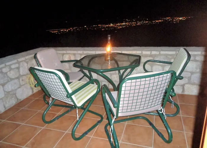 Menina Farm Kalamata Countryside Perivolákia