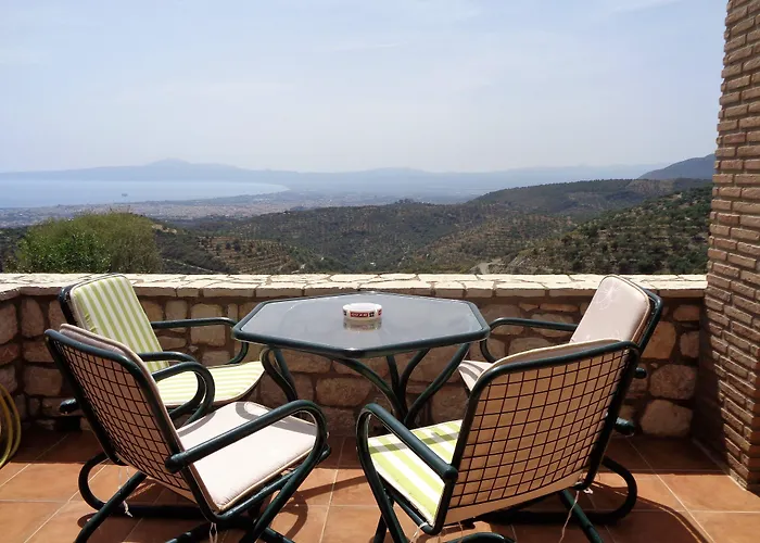 Menina Farm Kalamata Countryside * Perivolákia