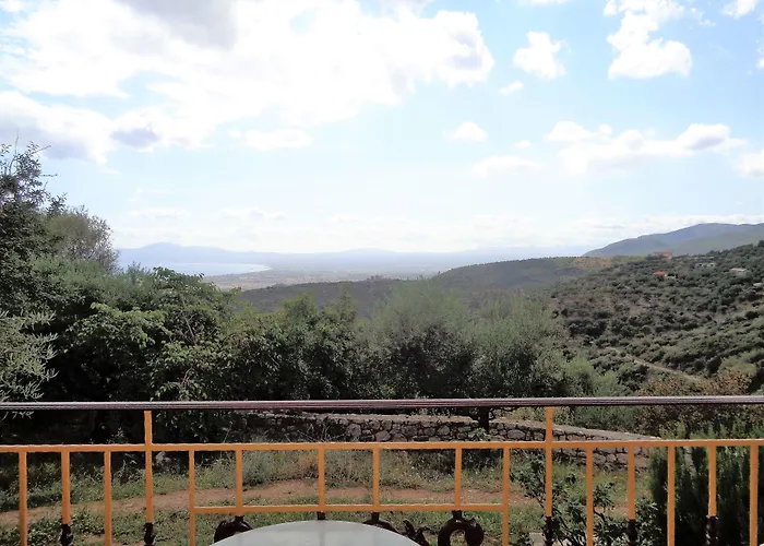 בית כפרי Menina Farm Kalamata Countryside Perivolákia